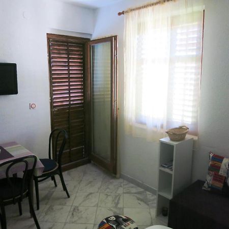 Apartments Delibasic 로고즈니차 외부 사진