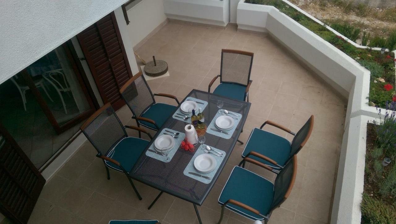 Apartments Delibasic 로고즈니차 외부 사진
