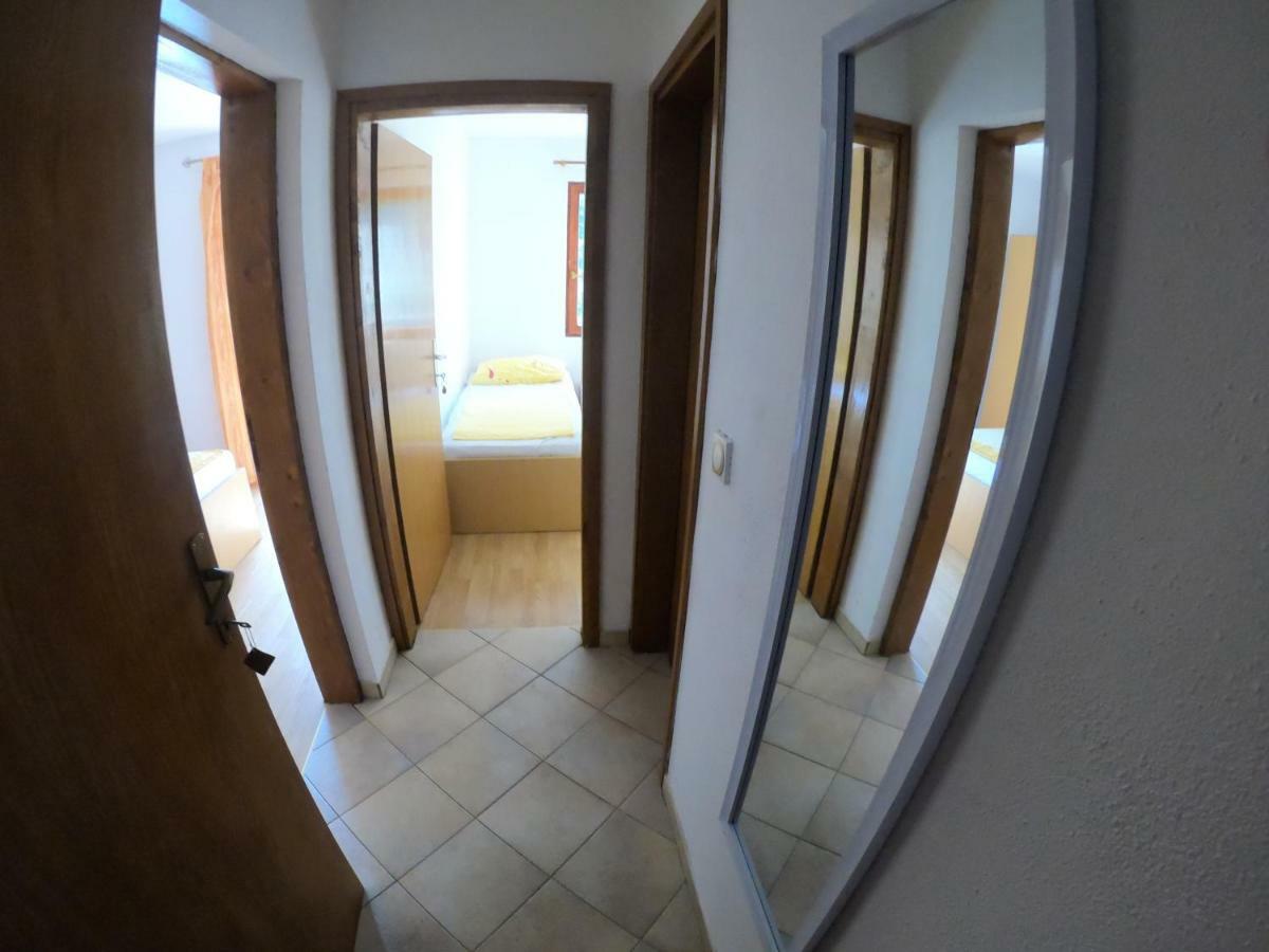 Apartments Delibasic 로고즈니차 외부 사진