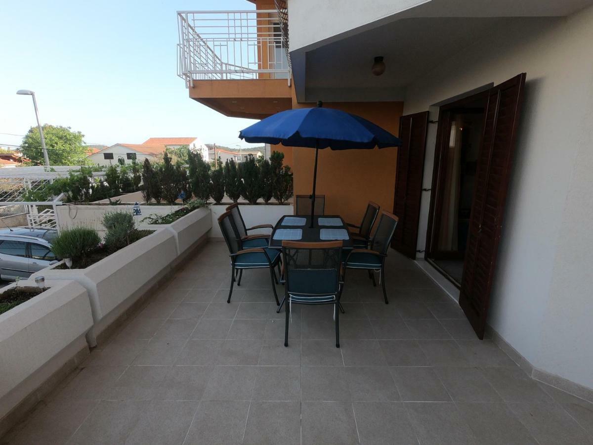Apartments Delibasic 로고즈니차 외부 사진