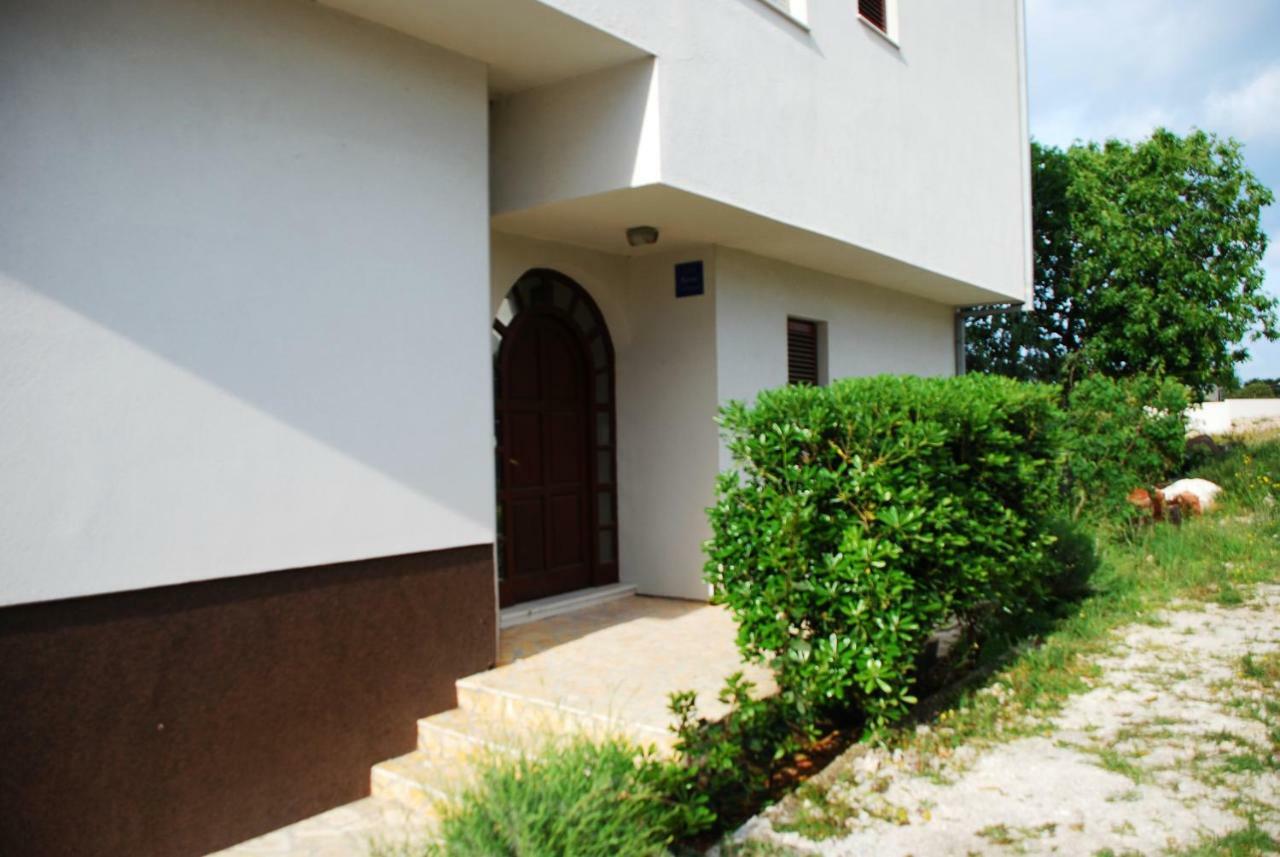 Apartments Delibasic 로고즈니차 외부 사진